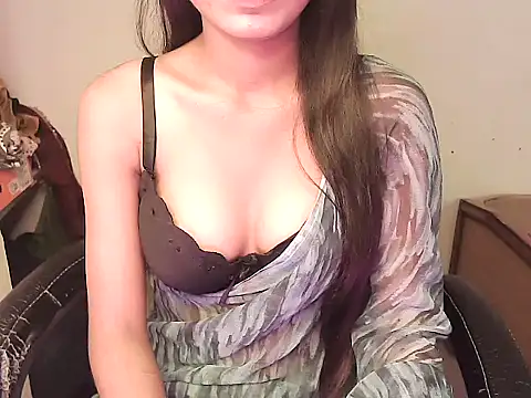 Snapshot of alia_rahil chatting on June 2, 2026, 4:12 am alia rahil online show from June 2, 2026, 4:12 am