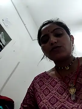 Snapshot of LUCKY_cut chatting on July 24, 2026, 3:13 am LUCKY cut online show from July 24, 2026, 3:13 am