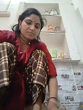 Snapshot of LUCKY_cut chatting on July 29, 2026, 2:00 am LUCKY cut online show from July 29, 2026, 2:00 am