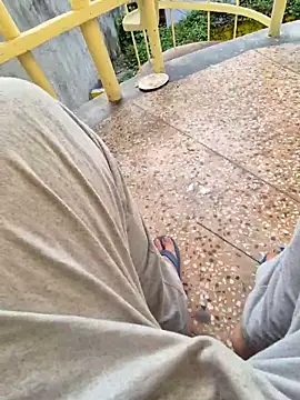 Snapshot of kkkk1882 chatting on October 8, 2025, 2:24 am kkkk1882 online show from October 8, 2025, 2:24 am