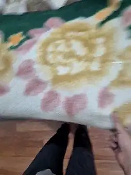 Snapshot of kkkk1882 chatting on December 2, 2025, 5:42 am kkkk1882 online show from December 2, 2025, 5:42 am