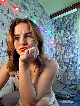 Snapshot of BunnyMeeow chatting on October 3, 2025, 12:28 pm BunnyMeeow online show from October 3, 2025, 12:28 pm