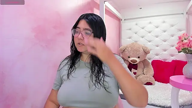 Snapshot of Dulce_meow chatting on October 11, 2025, 11:55 am Dulce meow online show from October 11, 2025, 11:55 am