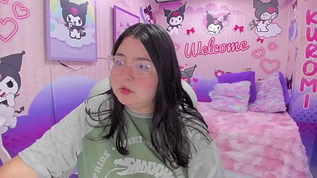 Snapshot of Dulce_meow chatting on June 19, 2026, 11:49 am Dulce meow online show from June 19, 2026, 11:49 am