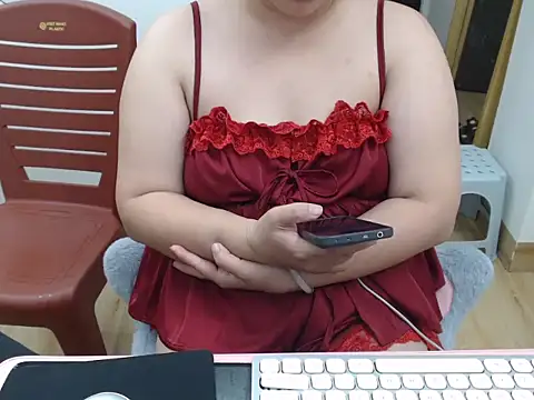 Hana Mina online show from September 19, 2025, 2:21 pm