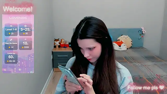 Snapshot of Kitten_Alissa chatting on November 7, 2025, 10:03 pm Kitten Alissa online show from November 7, 2025, 10:03 pm