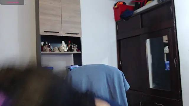 Snapshot of Terra29_ chatting on October 19, 2025, 7:22 am Terra29 online show from October 19, 2025, 7:22 am