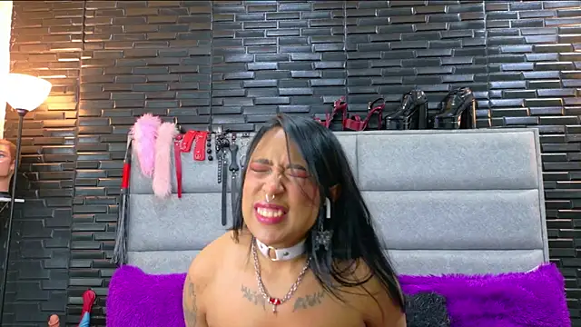 DaiaRousi online show from November 7, 2025, 3:00 am