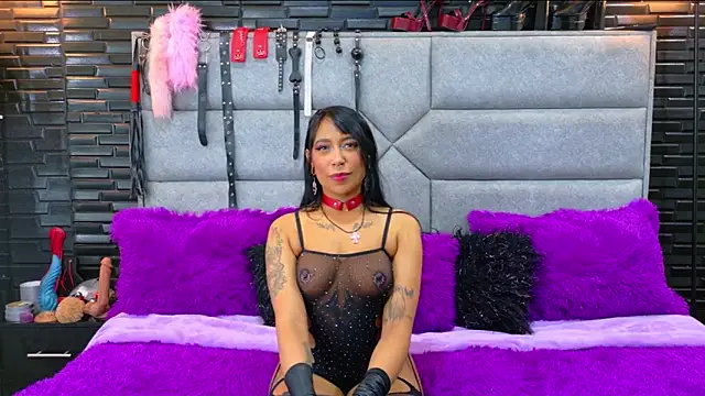 DaiaRousi online show from November 20, 2025, 3:07 am