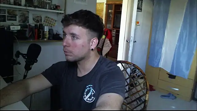 ferrari1996 online show from September 9, 2025, 6:06 pm