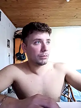 ferrari1996 online show from October 15, 2025, 7:55 pm