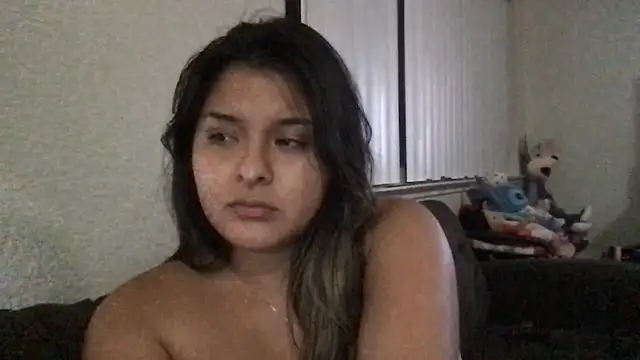 tinnnyym online show from November 11, 2025, 6:30 am