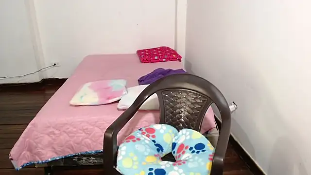 Snapshot of _aslhey_naughty chatting on November 30, 2025, 9:32 am aslhey naughty online show from November 30, 2025, 9:32 am