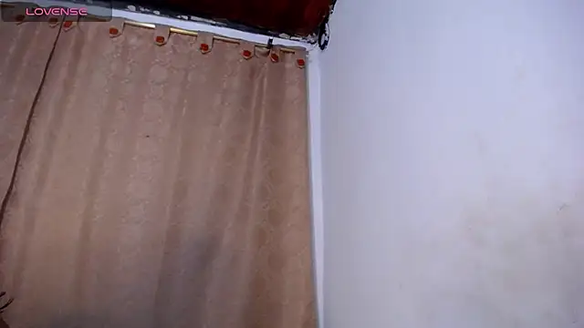 Snapshot of Bicky_24 chatting on July 18, 2026, 8:12 am Bicky 24 online show from July 18, 2026, 8:12 am