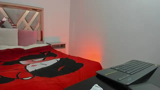 Snapshot of CataleyaAmaya chatting on November 30, 2025, 11:55 am CataleyaAmaya online show from November 30, 2025, 11:55 am