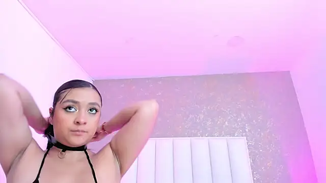 KaylieBrooks online show from April 20, 2026, 6:42 pm