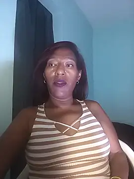 Snapshot of Kristal_Bronw_Lawren chatting on March 20, 2026, 12:00 am Kristal Bronw Lawren online show from March 20, 2026, 12:00 am