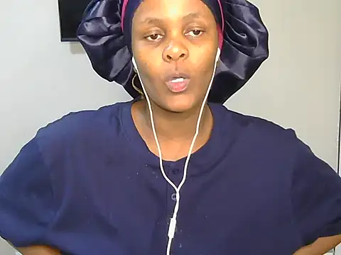 Sultry Booty online show from October 18, 2025, 3:58 pm