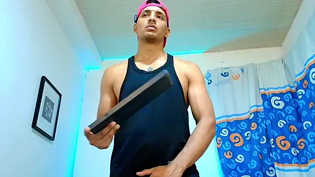 Snapshot of Smith_Fitness chatting on June 10, 2026, 2:02 am Smith Fitness online show from June 10, 2026, 2:02 am