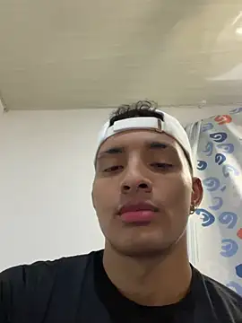 Snapshot of Smith_Fitness chatting on March 14, 2026, 1:39 pm Smith Fitness online show from March 14, 2026, 1:39 pm