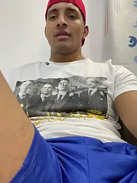 Snapshot of Smith_Fitness chatting on February 24, 2026, 6:09 pm Smith Fitness online show from February 24, 2026, 6:09 pm