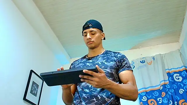 Snapshot of Smith_Fitness chatting on June 11, 2026, 3:09 pm Smith Fitness online show from June 11, 2026, 3:09 pm