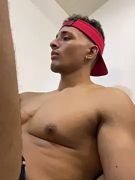 Snapshot of Smith_Fitness chatting on March 15, 2026, 3:41 pm Smith Fitness online show from March 15, 2026, 3:41 pm