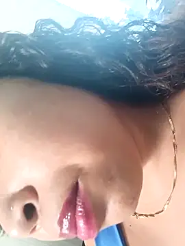 Snapshot of MadissonRizz chatting on October 22, 2025, 7:24 pm MadissonRizz online show from October 22, 2025, 7:24 pm