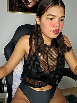 Lina em online show from September 14, 2025, 1:11 pm