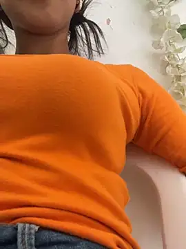 Snapshot of CaterinaRomano chatting on March 20, 2026, 1:56 pm CaterinaRomano online show from March 20, 2026, 1:56 pm