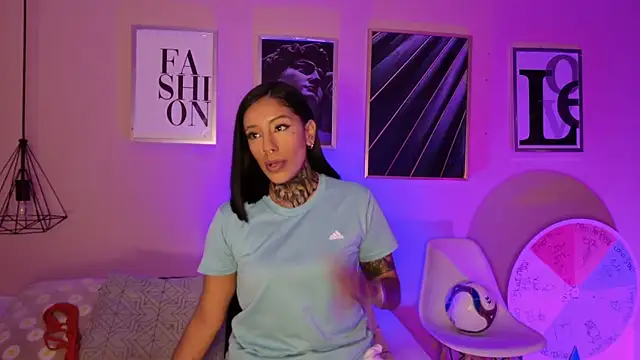 Snapshot of biancaleblanc chatting on June 18, 2026, 12:32 pm biancaleblanc online show from June 18, 2026, 12:32 pm