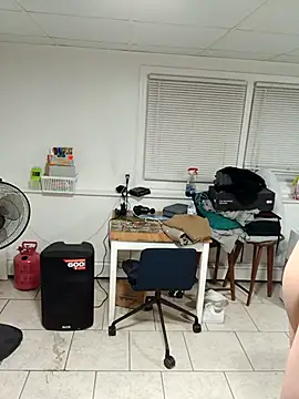 tripping385 online show from October 11, 2025, 2:12 am