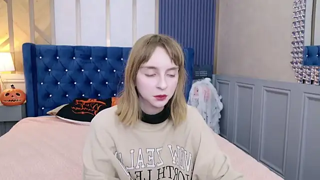 Snapshot of Beverly_Gomes chatting on November 5, 2025, 5:43 am Beverly Gomes online show from November 5, 2025, 5:43 am