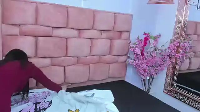 sharik noa online show from November 4, 2025, 7:39 pm