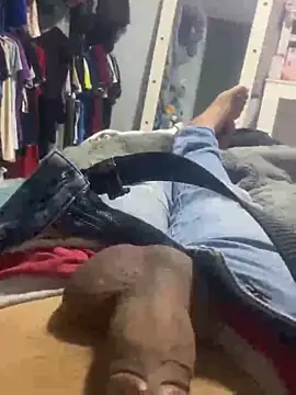 Snapshot of Chico031289 chatting on December 18, 2025, 1:22 am Chico031289 online show from December 18, 2025, 1:22 am