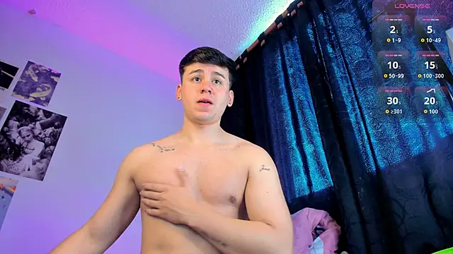 Snapshot of Gingertwink_n chatting on November 26, 2025, 1:55 pm Gingertwink n online show from November 26, 2025, 1:55 pm