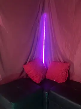 Dark chanel online show from October 24, 2025, 4:22 am