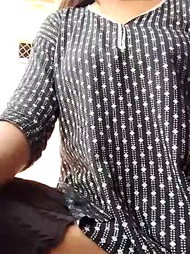 Janvi Jaitly online show from September 26, 2025, 6:31 am