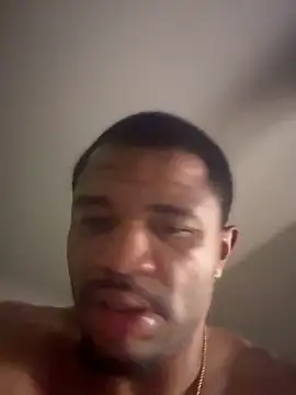Snapshot of kingtaydo chatting on May 4, 2026, 9:12 am kingtaydo online show from May 4, 2026, 9:12 am