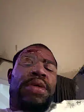 Snapshot of kingtaydo chatting on February 21, 2026, 8:16 am kingtaydo online show from February 21, 2026, 8:16 am