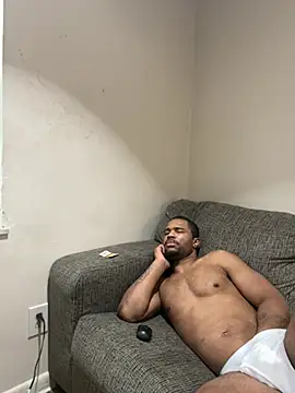 Snapshot of kingtaydo chatting on February 18, 2026, 2:35 pm kingtaydo online show from February 18, 2026, 2:35 pm