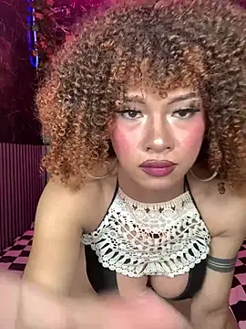 Snapshot of Alluring_Carmela chatting on August 6, 2026, 9:37 am Alluring Carmela online show from August 6, 2026, 9:37 am