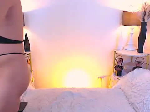 Snapshot of Alluring_Carmela chatting on February 12, 2026, 5:45 pm Alluring Carmela online show from February 12, 2026, 5:45 pm