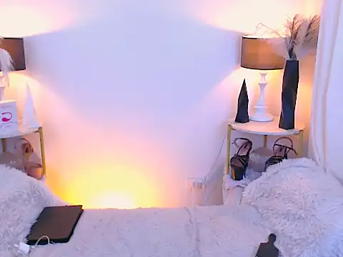 Snapshot of Alluring_Carmela chatting on February 22, 2026, 6:20 pm Alluring Carmela online show from February 22, 2026, 6:20 pm