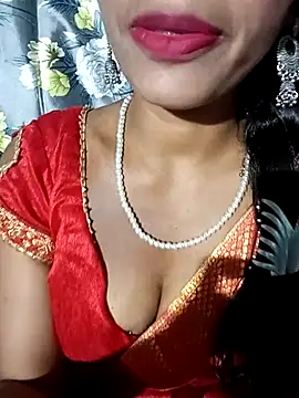 Snapshot of Bhabhilux2025 chatting on May 24, 2026, 7:03 pm Bhabhilux2025 online show from May 24, 2026, 7:03 pm