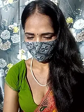 Snapshot of Bhabhilux2025 chatting on May 9, 2026, 7:06 pm Bhabhilux2025 online show from May 9, 2026, 7:06 pm