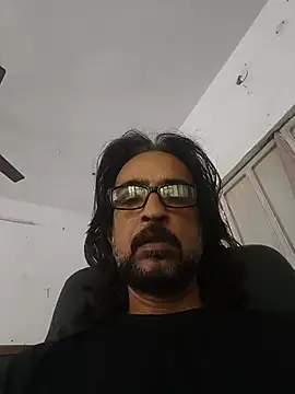 Snapshot of malhotra21 chatting on July 13, 2026, 9:30 am malhotra21 online show from July 13, 2026, 9:30 am