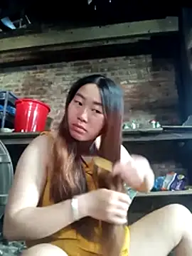 Snapshot of siki-00 chatting on October 12, 2025, 11:28 pm siki-00 online show from October 12, 2025, 11:28 pm