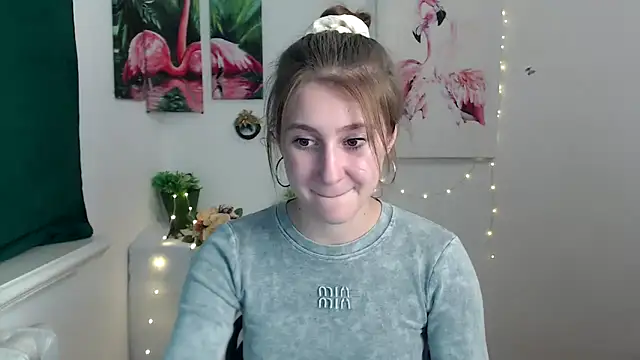 Milka kamila online show from October 13, 2025, 1:34 pm