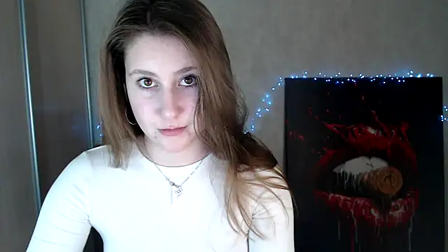 Snapshot of Milka_kamila chatting on March 26, 2026, 2:37 pm Milka kamila online show from March 26, 2026, 2:37 pm